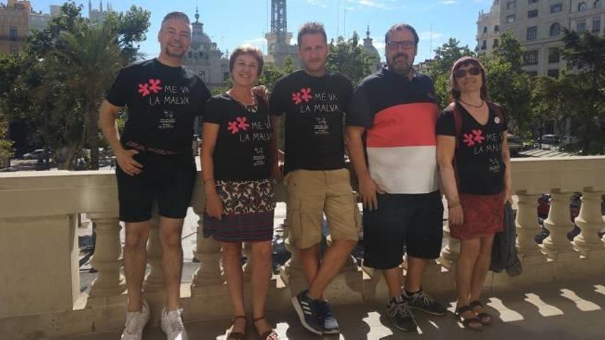 Miembros de Amics de la Malva tras la reunión con Joan Ribó.