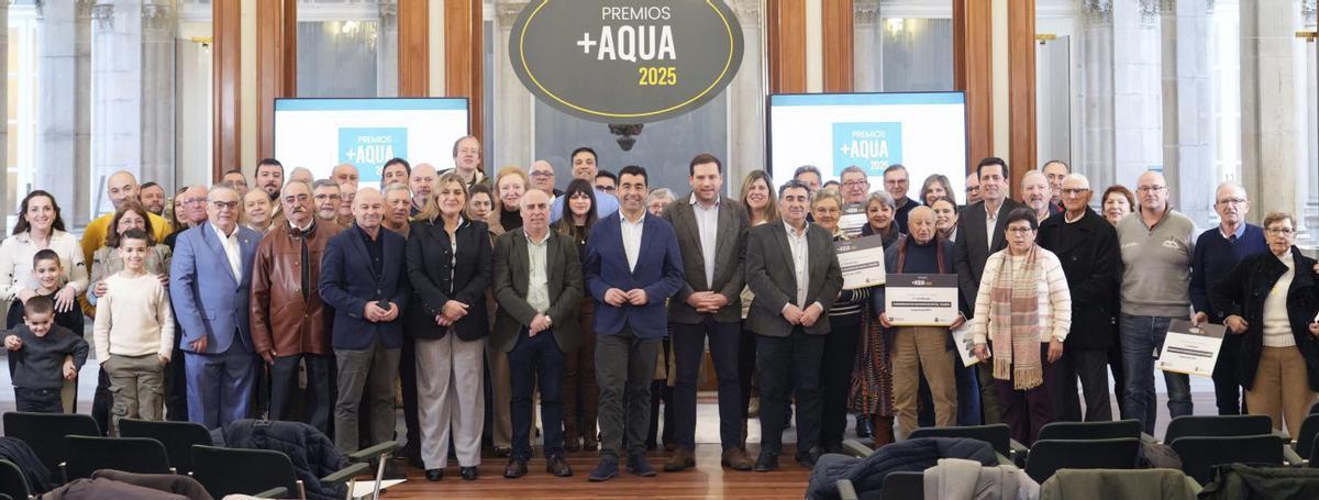 Premio +Aqua a la traída vecinal de Couso por su impacto social | RAFA ESTÉVEZ