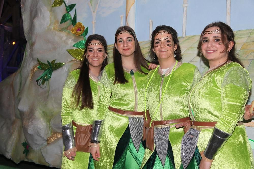 Tret de sortida multitudinari al carnaval de Roses