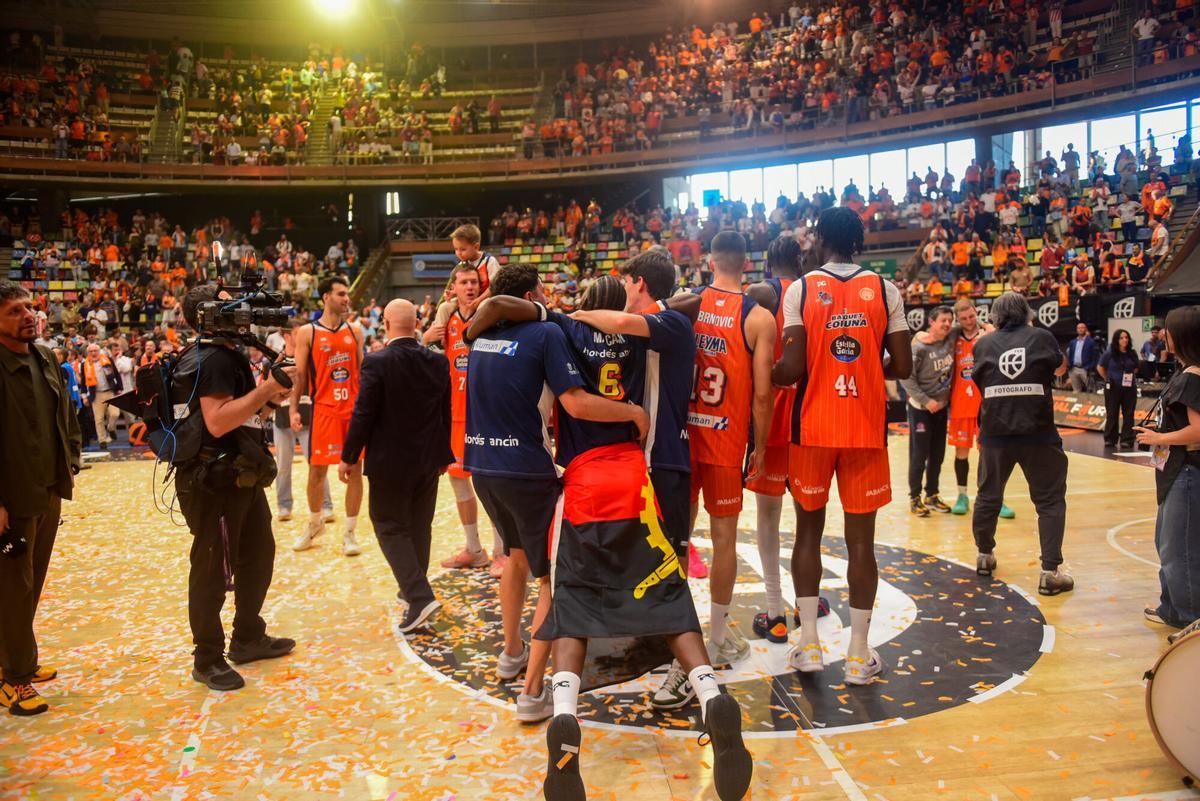Fiesta del ascenso del Leyma Coruña a Liga ACB