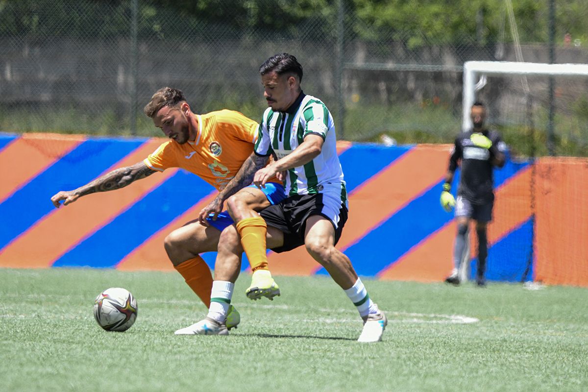 Las imágenes del partido entre el Panadería Pulido y el Córdoba CF