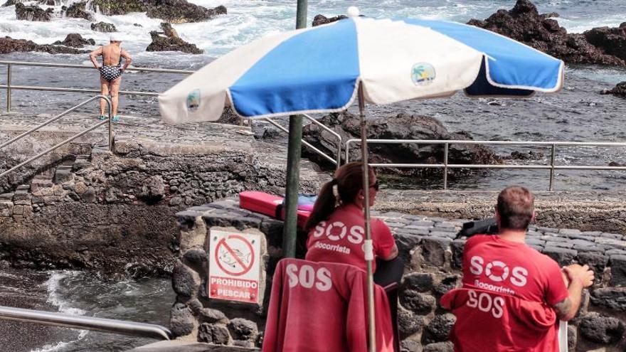 Los socorristas de las playas portuenses y del Lago Martiánez son uno de los servicios de la empresa pública Pamarsa. | | M.P