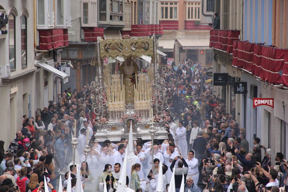 Las imágenes del Resucitado, la procesión del Domingo de Resurrección que pone punto final a la Semana Santa de Málaga