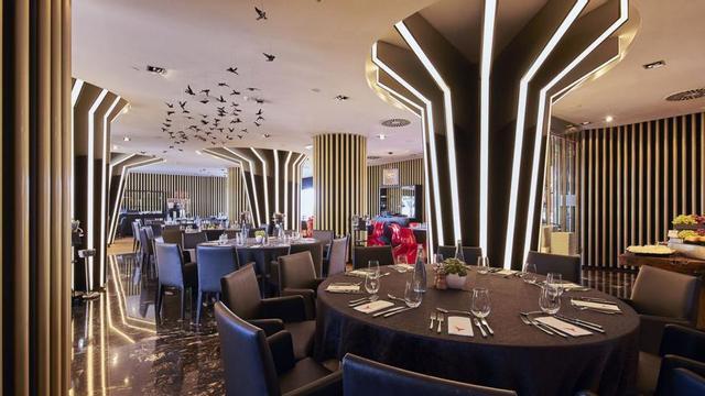 Cenas increíbles en el restaurante carnívoro de Ushuaïa Ibiza Beach Hotel. |  | FOTOS: MONTAUK STEAKHOUSE