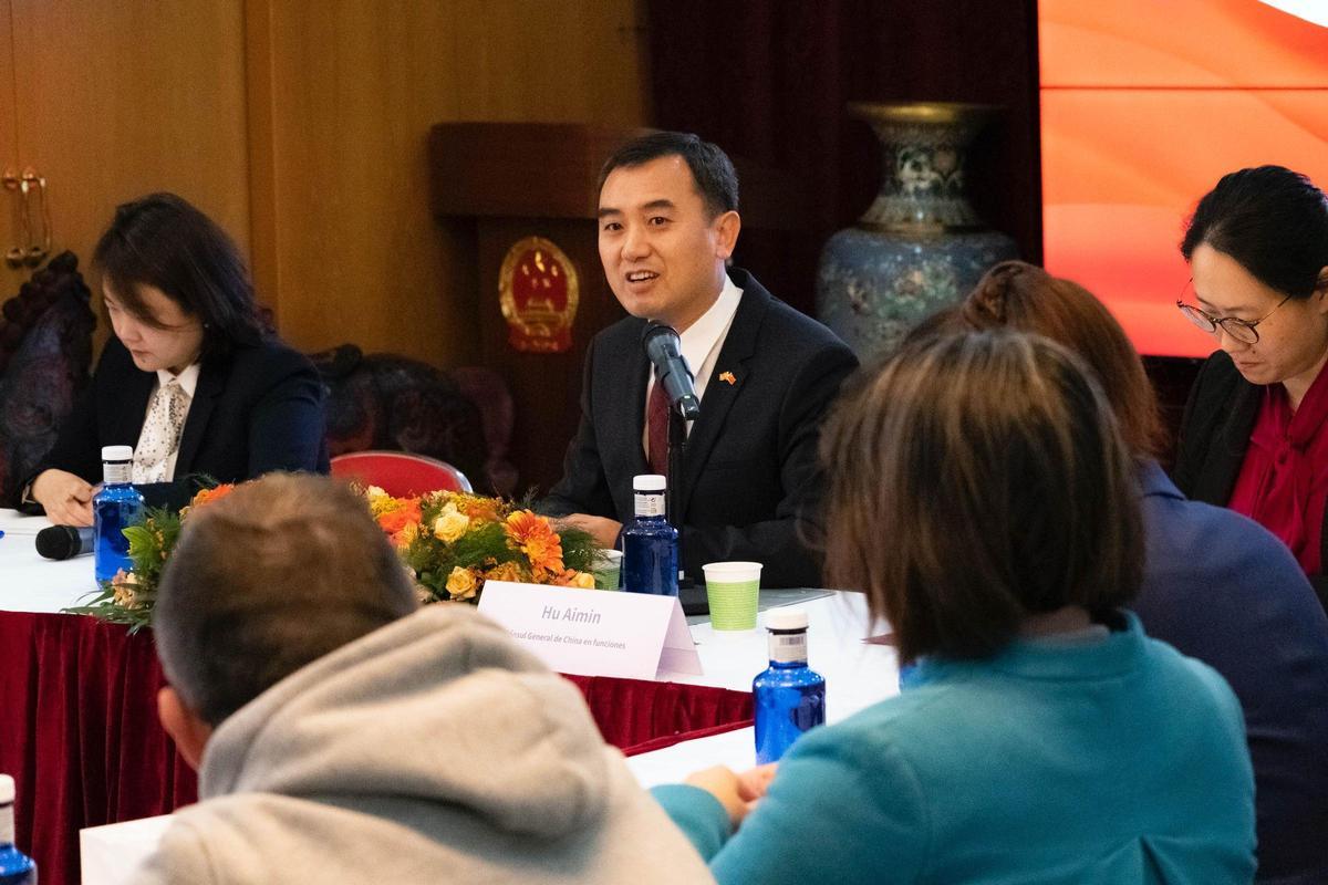 Hu Aimin, cónsul general de China en Barcelona