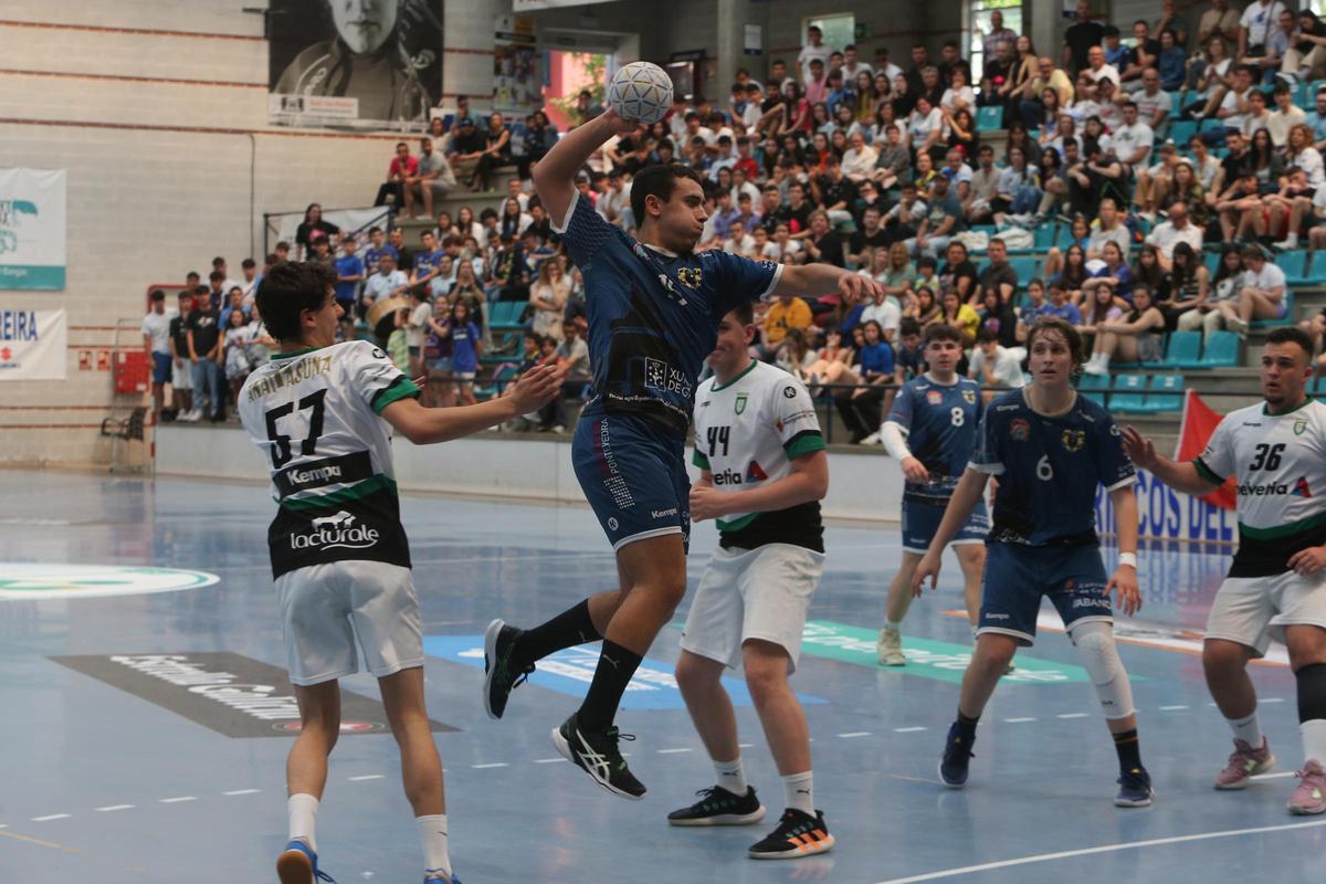 Las imágenes del Sector Juvenil de Balonmano. Luceros-Anaitasuna