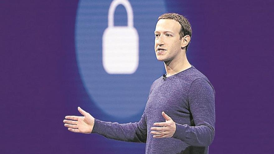 Un fundador de Facebook propone fragmentar el grupo