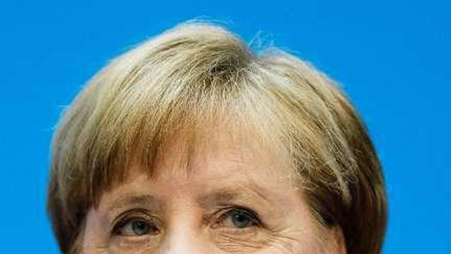 Merkel, tras reunirse con la cúpula de la CDU. // Efe