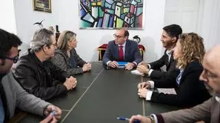 La Agrupación Vecinal de Cáceres defiende su transparencia con el traslado del mercadillo