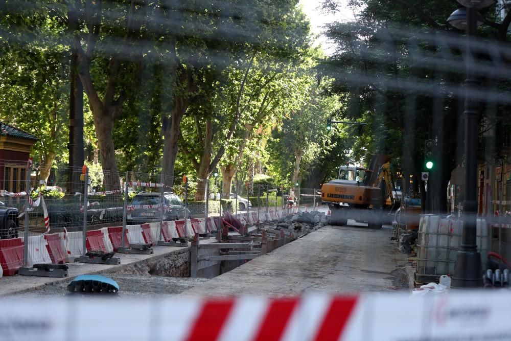 La Gran Vía Marqués del Turia, levantada por obras.