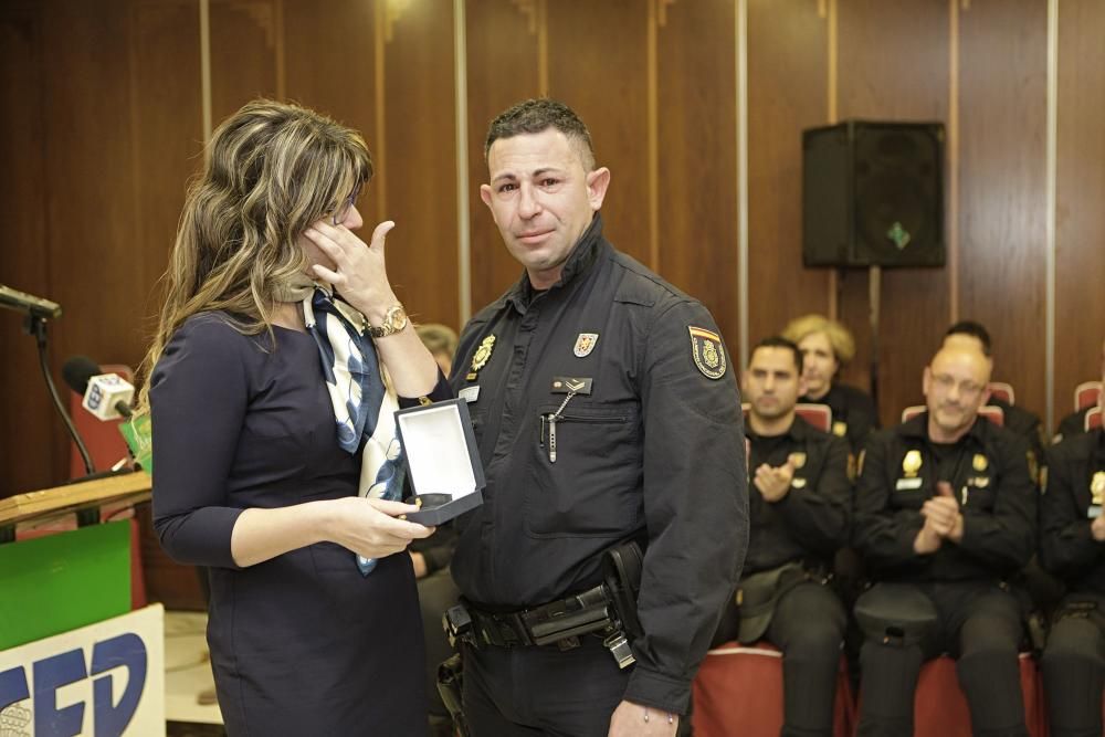 Homenaje al policía nacional fallecido en Kabul, con la presencia del director general de la Policía, Ignacio Cosidó