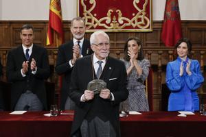 Luis Mateo Díez recibe el Premio Cervantes