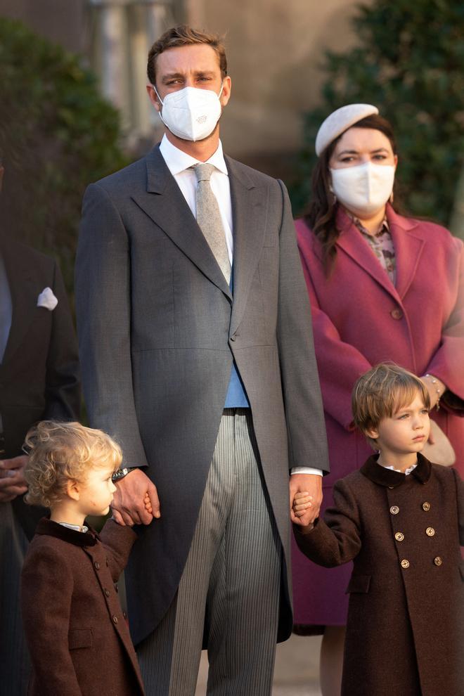 Pierre Casiraghi  junto a sus hijos Stefano Casiraghi and Alexandre Casiraghi