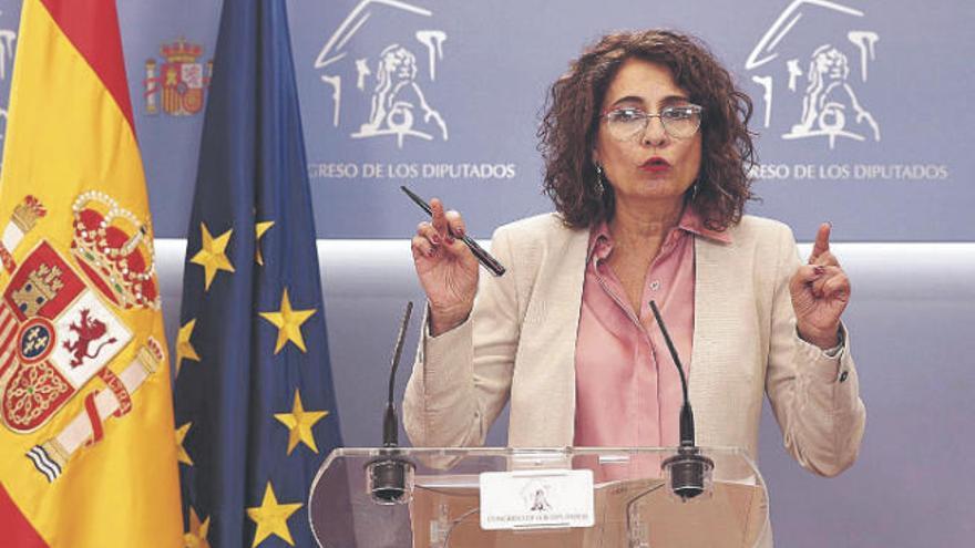 La ministra María Jesús Montero, el miércoles anunciando los cambios en las reglas de gasto.