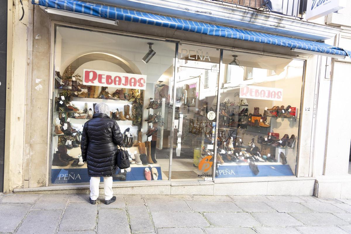 Así se encuentra la calle Pintores actualmente