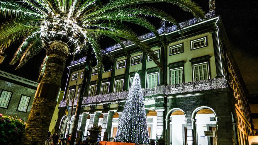 Las Palmas de Gran Canaria inaugura la Navidad con el tradicional encendido en Santa Ana