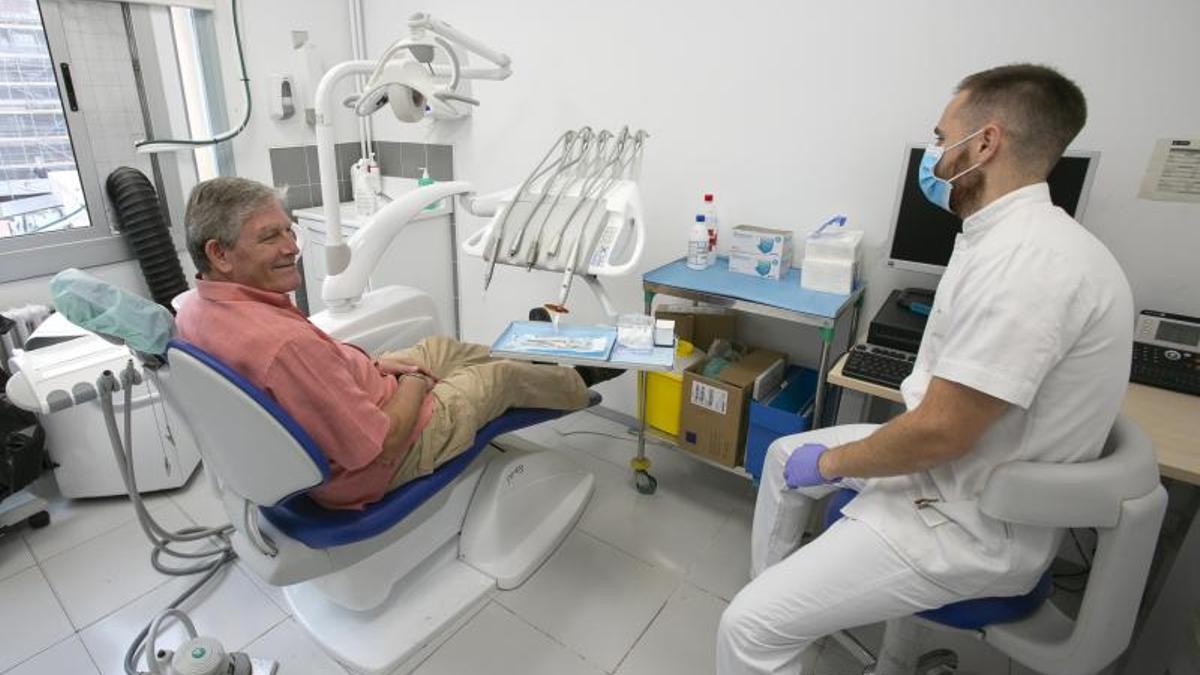 Infojobs ofrece distintos puestos de trabajo que cubren el alojamiento, entre ellos para trabajar de odontólogo en Francia.