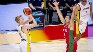El primer ensayo de España acaba con derrota inesperada ante Portugal (74-76)