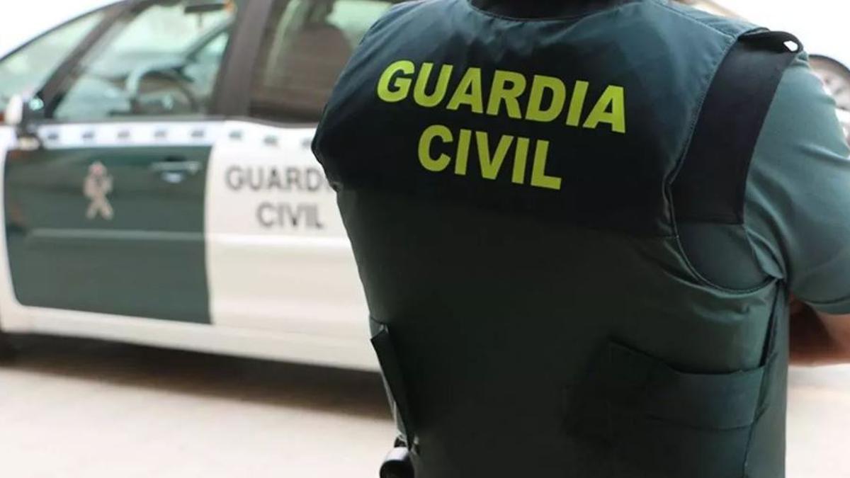 Un guardia civil en Ibiza, en una imagen de archivo