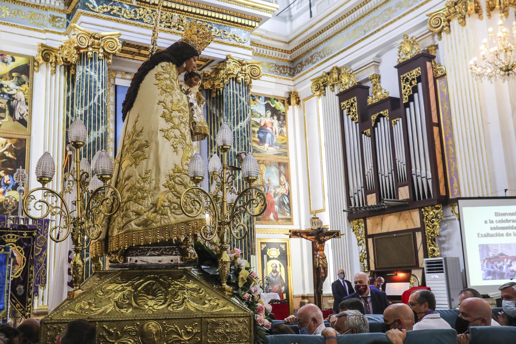 La Virgen vuelve a procesionar con público