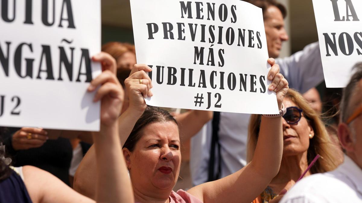 Protesta de los mutualistas y abogados