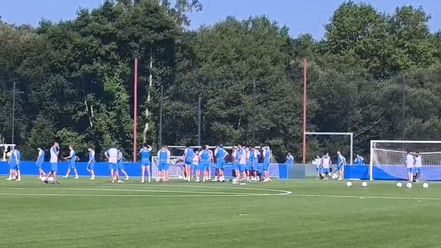 Pablo Vázquez trabaja con el grupo y Arnau Comas entrena en solitario en la tercera sesión de la pretemporada