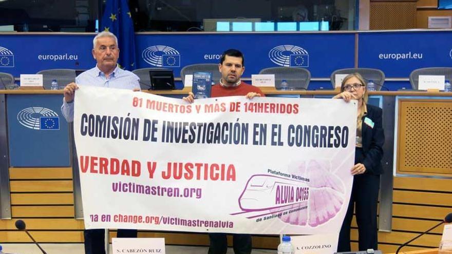 Asociación Plataforma de Víctimas del Alvia 04155 en la Comisión de de Peticiones del Parlamento Europeo.