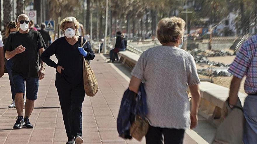 Els passejos  de mar de la Costa Brava, concorreguts  el primer dia  de desescalada