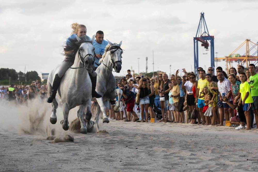 Primer día de les corregudes de joies de Pinedo