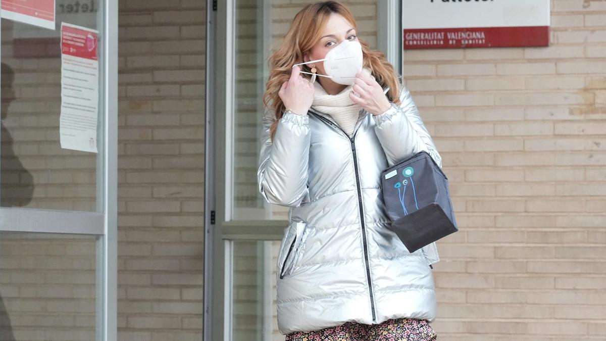 Denuncian la falta de enfermeras ante el colapso por gripe y covid en ...