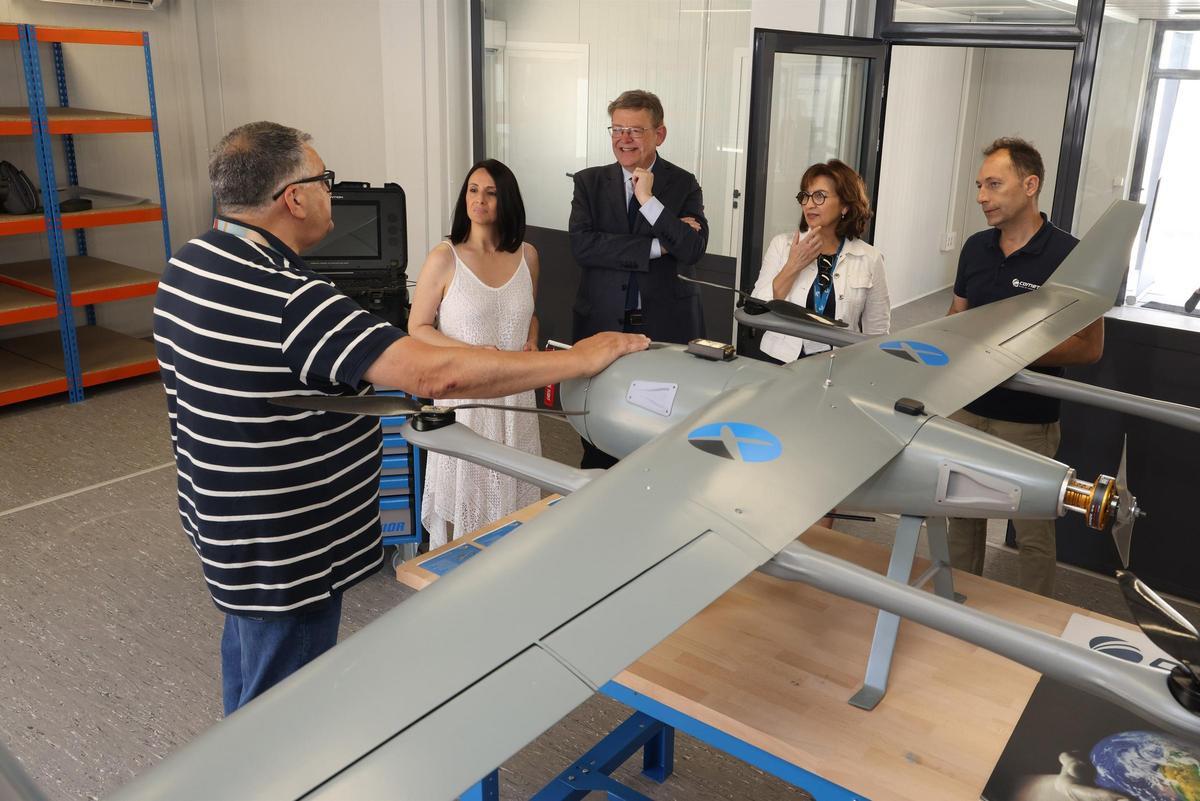 Visista de Puig a las instalaciones de Arkadia Space y Comet Ingeniería