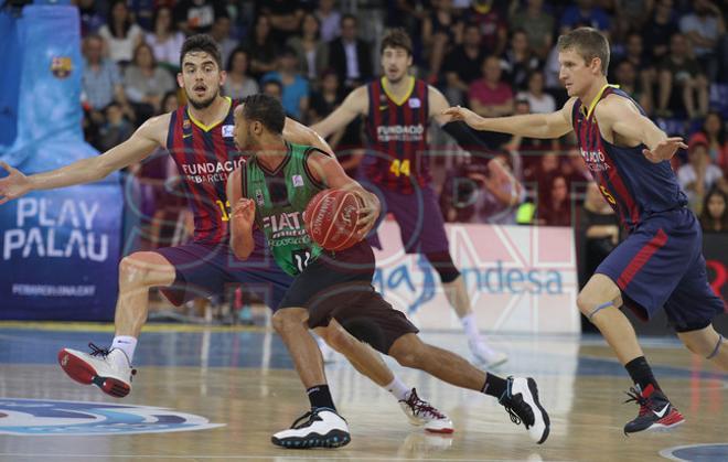 FC Barcelona,77 - Joventut,55