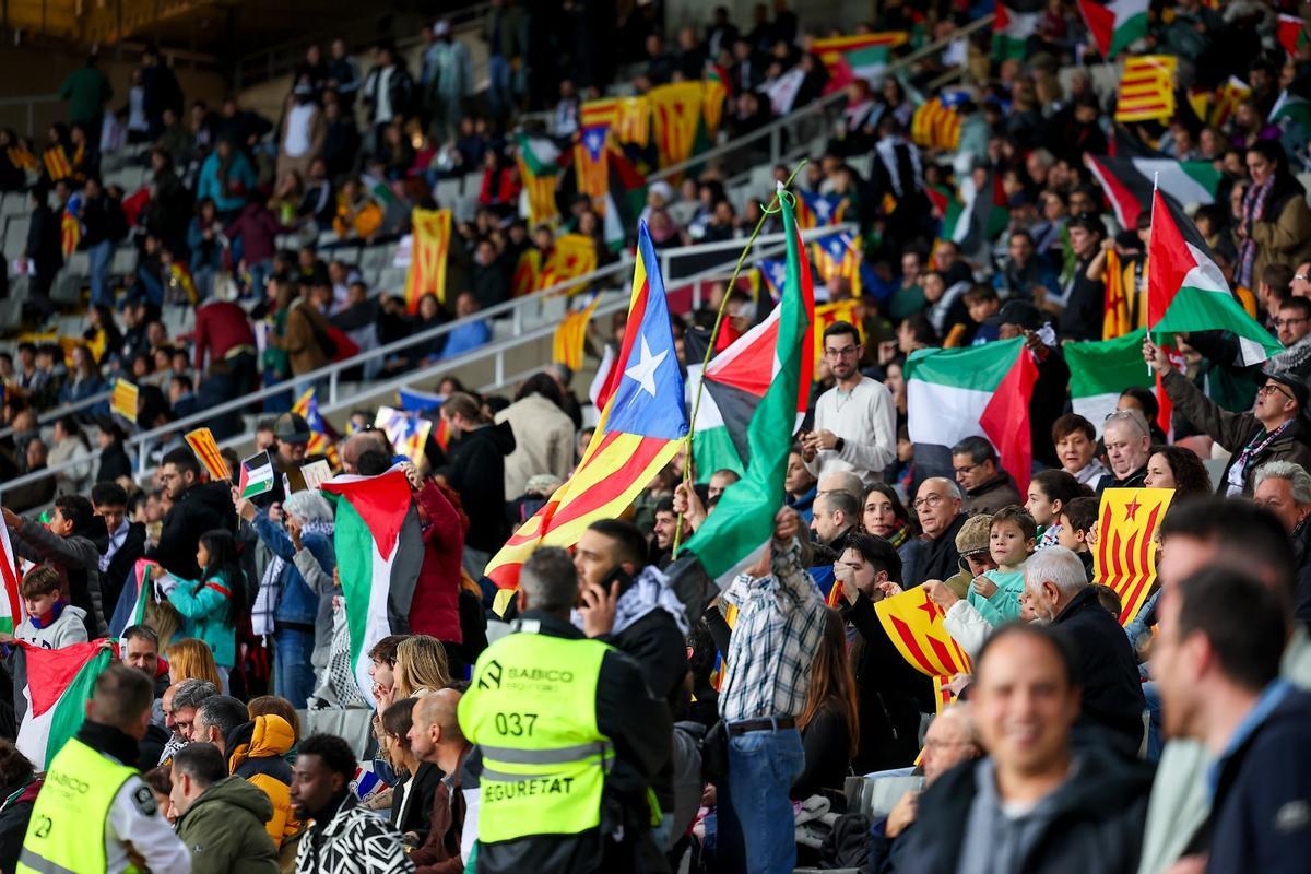 Gran ambiente en el Catalunya-Palestina celebrado en Montjuïc