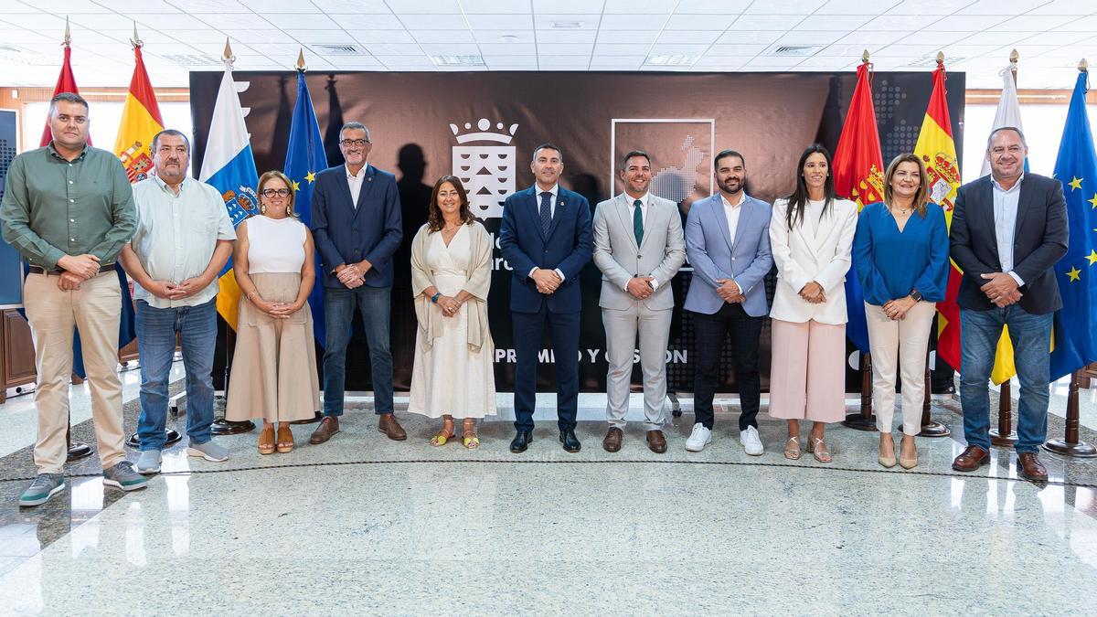 El grupo de gobierno del Cabildo de Lanzarote (CC-PP) realiza el balance del primer año de gobierno