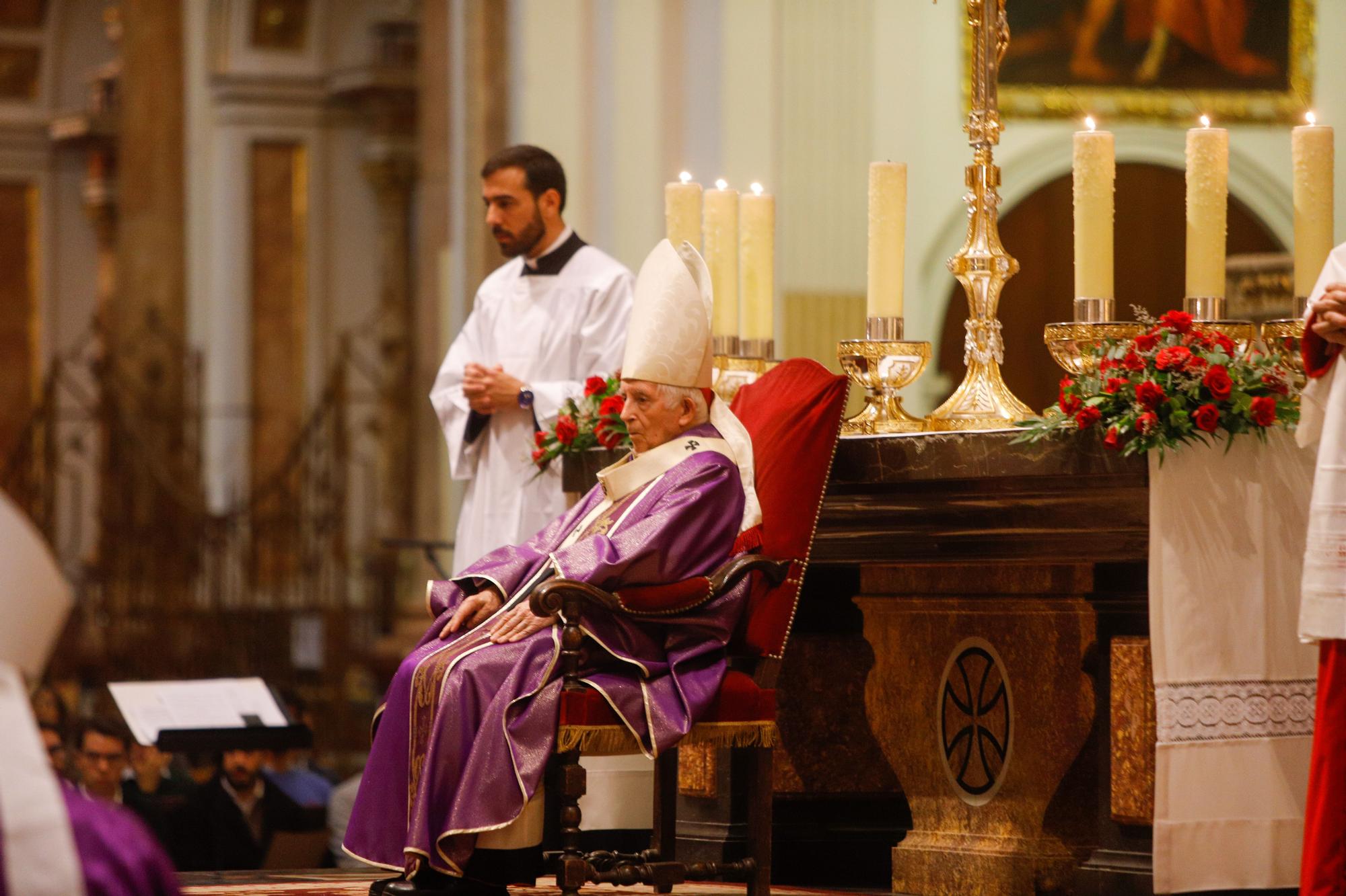 Así ha sido la misa de la despedida del cardenal Cañizares en la Catedral de València