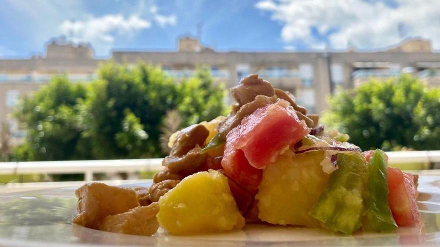 Gastronomía de guerra en Ibiza: Ensalada Japopayesa