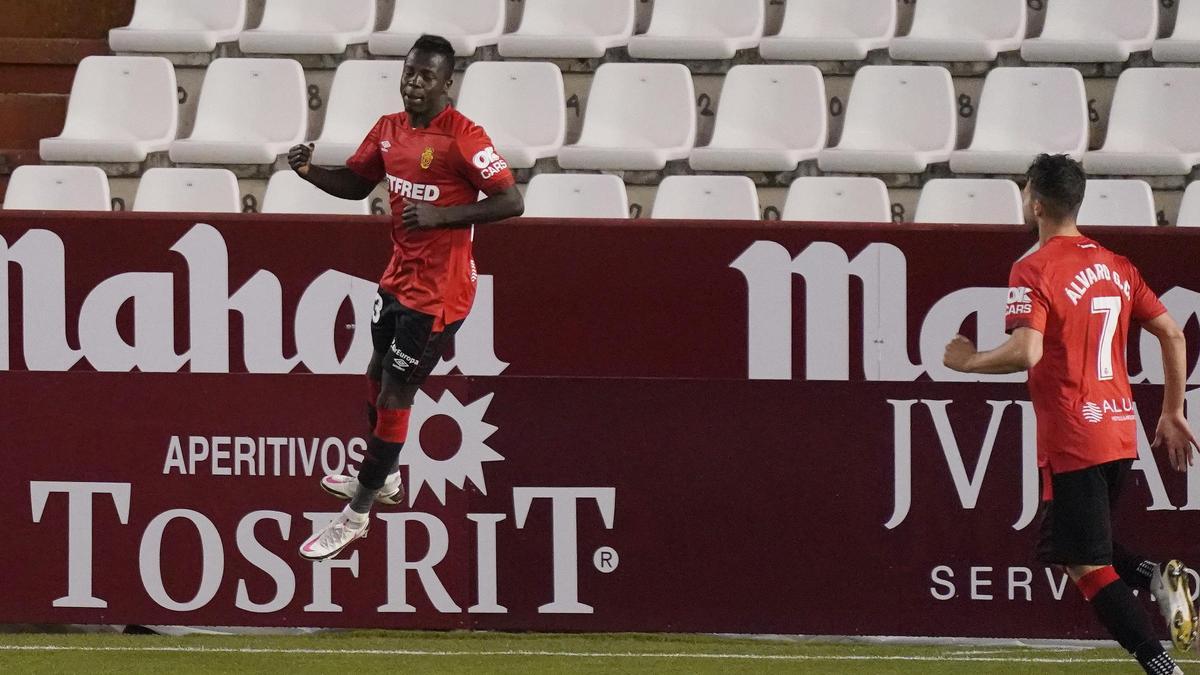 Amath celebra el tanto frente al Albacete.