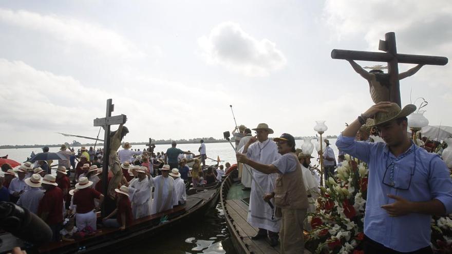 Mar de cruces en l´Albufera