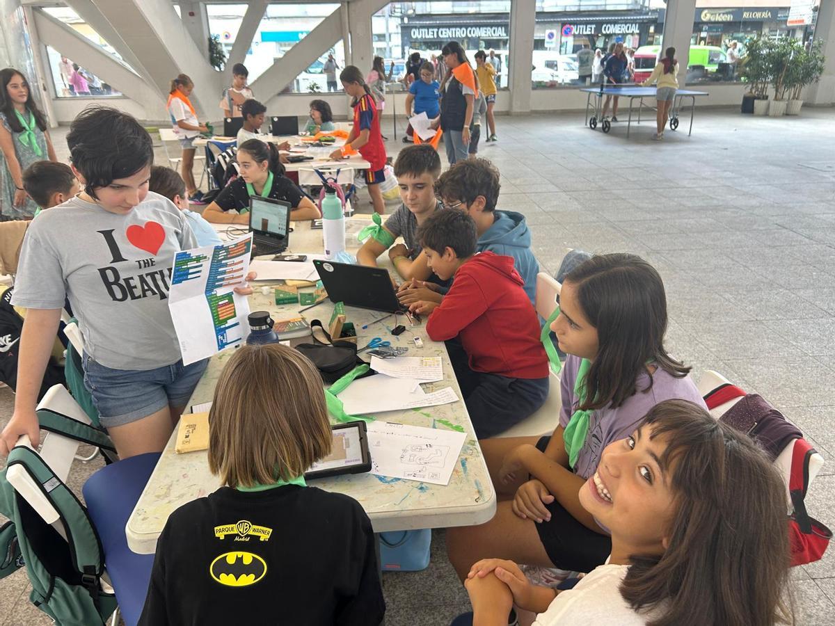 EN IMÁGENES: Campamento tecnológico en Pola de Siero