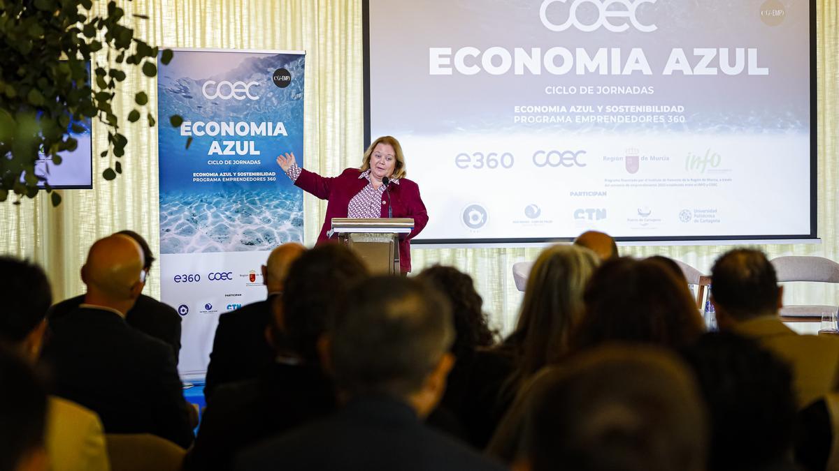 Ana Correa en la Jornada ‘Impulsando la Economía Azul: Innovación, Territorio y Medio Marino’, organizada por COEC
