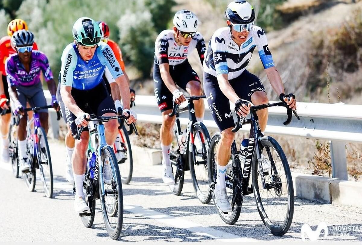 Enric Mas, durante la segunda etapa de la Vuelta a Andalucía