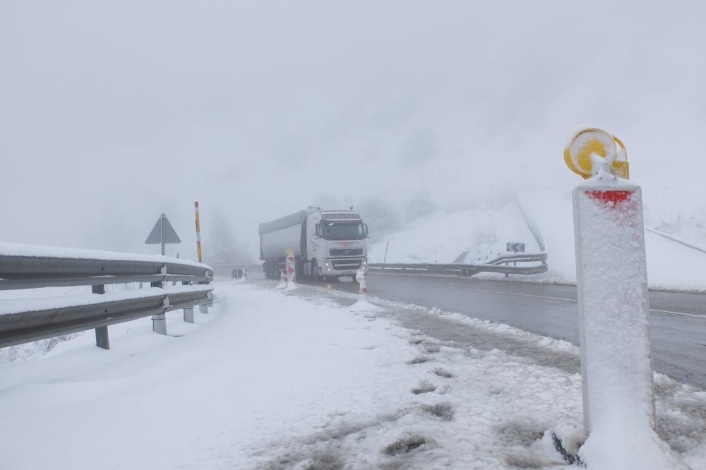 Nieve en el puerto de Pajares