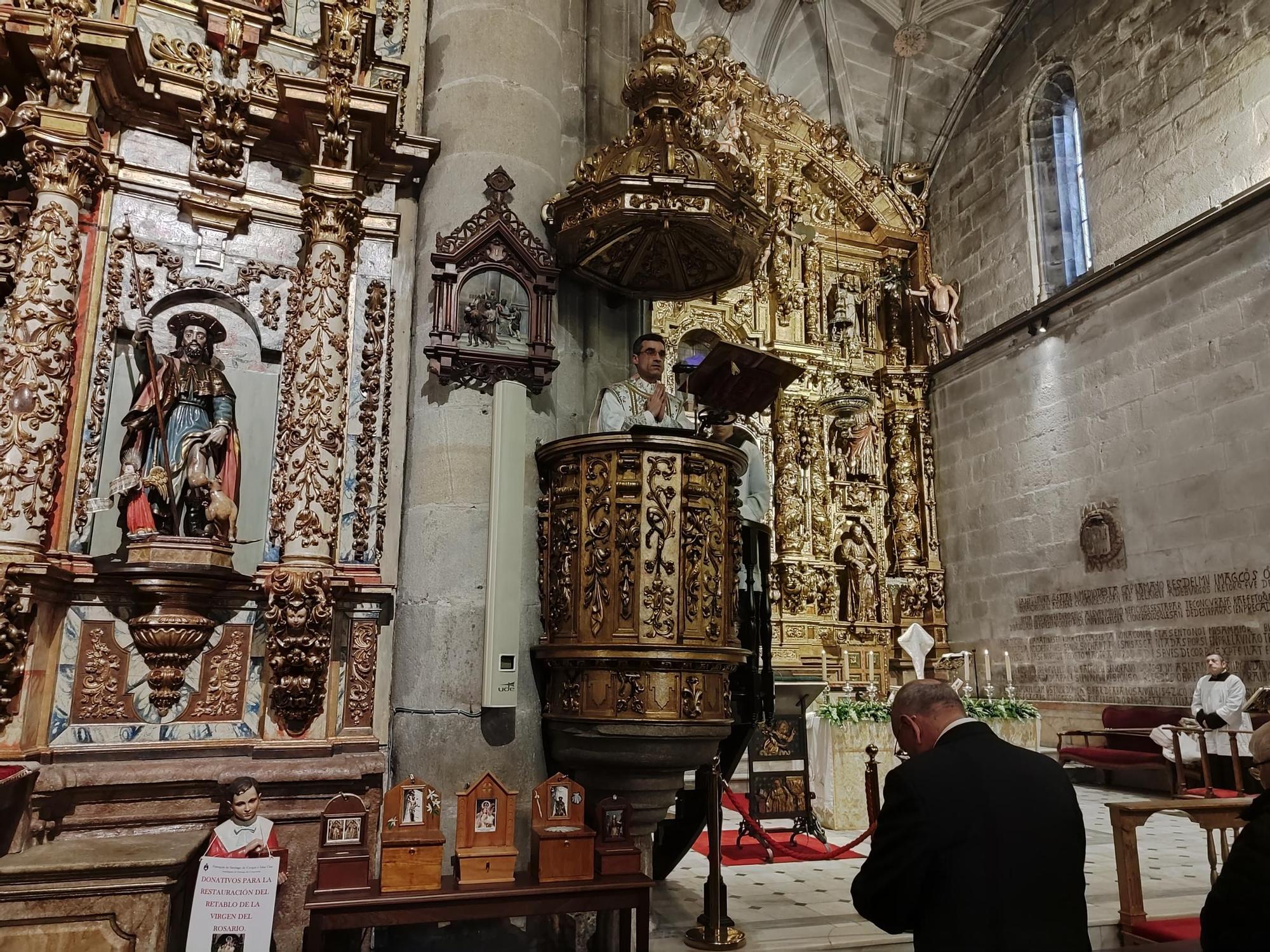 La procesión de la Santa Cena de la Semana Santa de Cangas