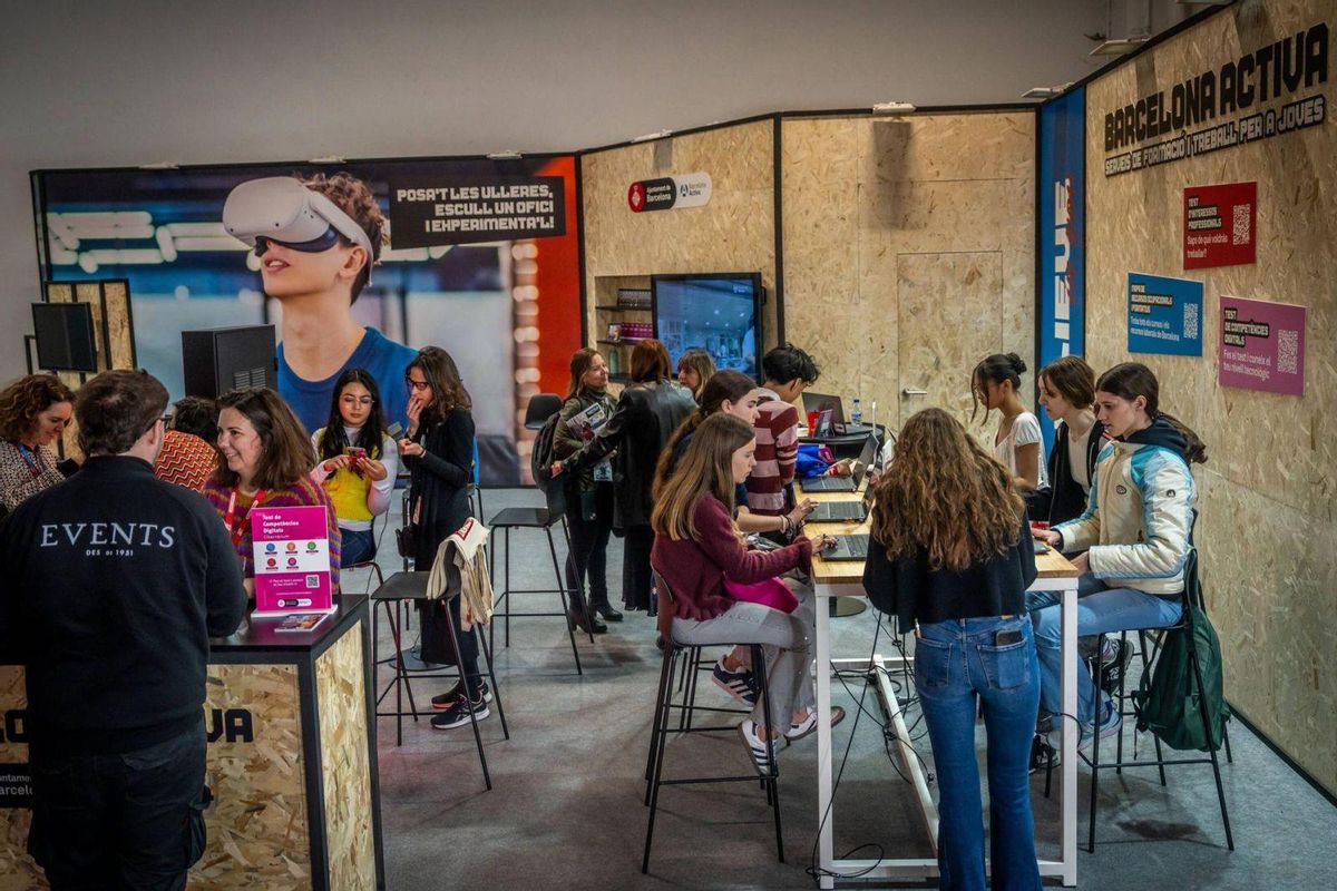 La formació professional comença el curs avui amb les aules plenes La formació professional comença el curs avui amb les aules plenes