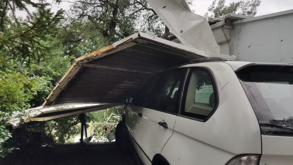 Un tornado destrossa un càmping a Gualba