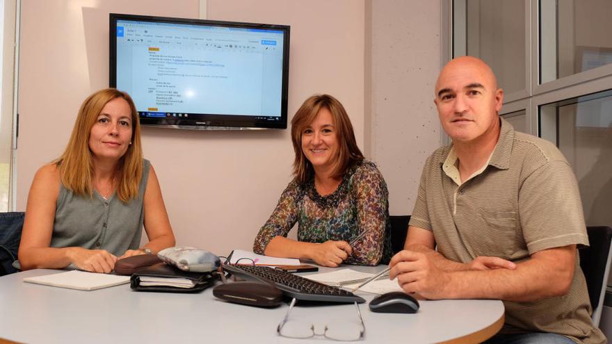 Pili Arnáiz, Olga Roig i Josep Maria Mora.