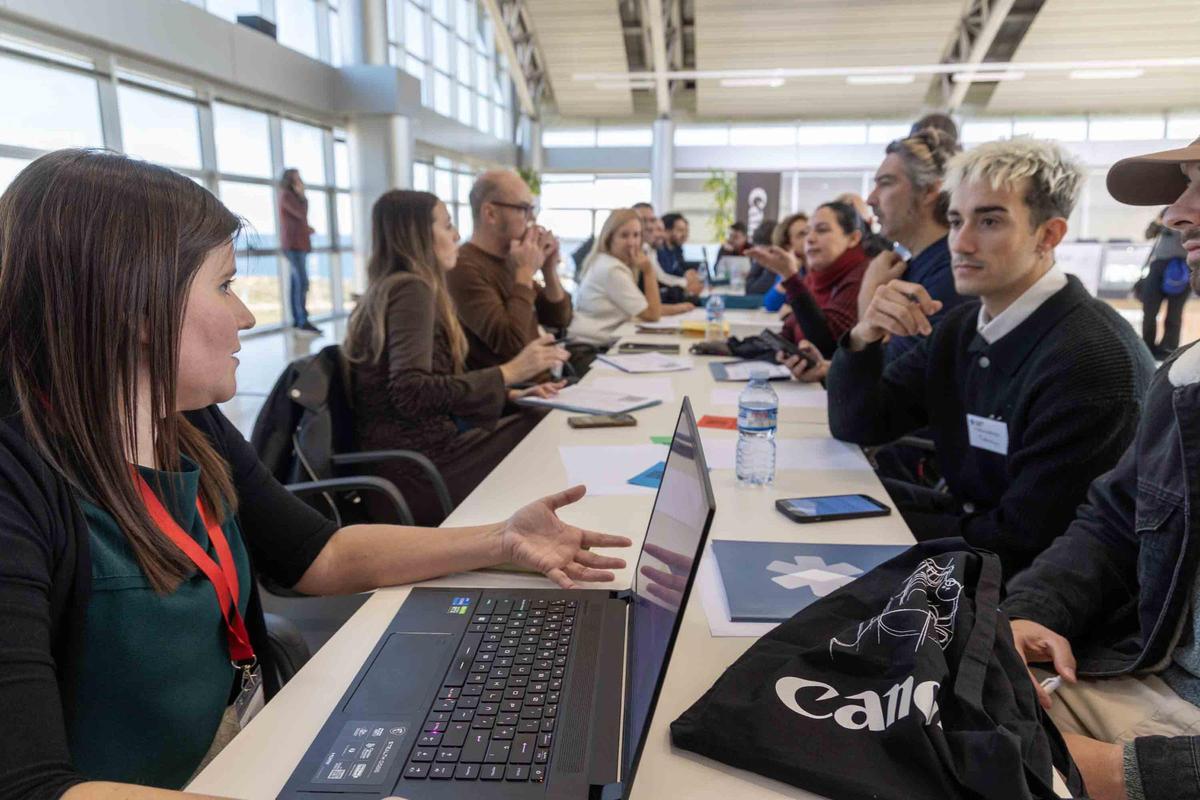 El IES García Berlanga de Sant Joan reúne a la élite del sector audiovisual de Alicante en Ciudad de la Luz