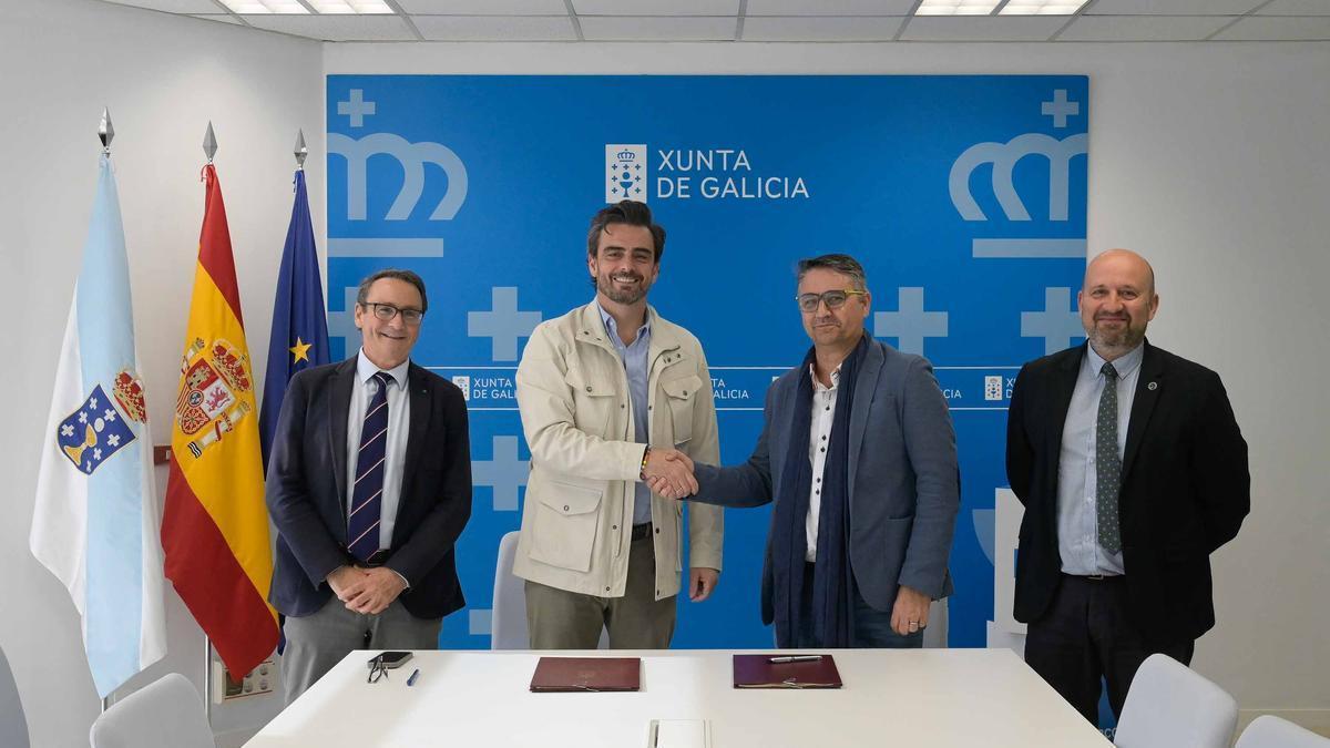 Firma del convenio entre la Xunta y la Fundación Galega contra o Narcotráfico.