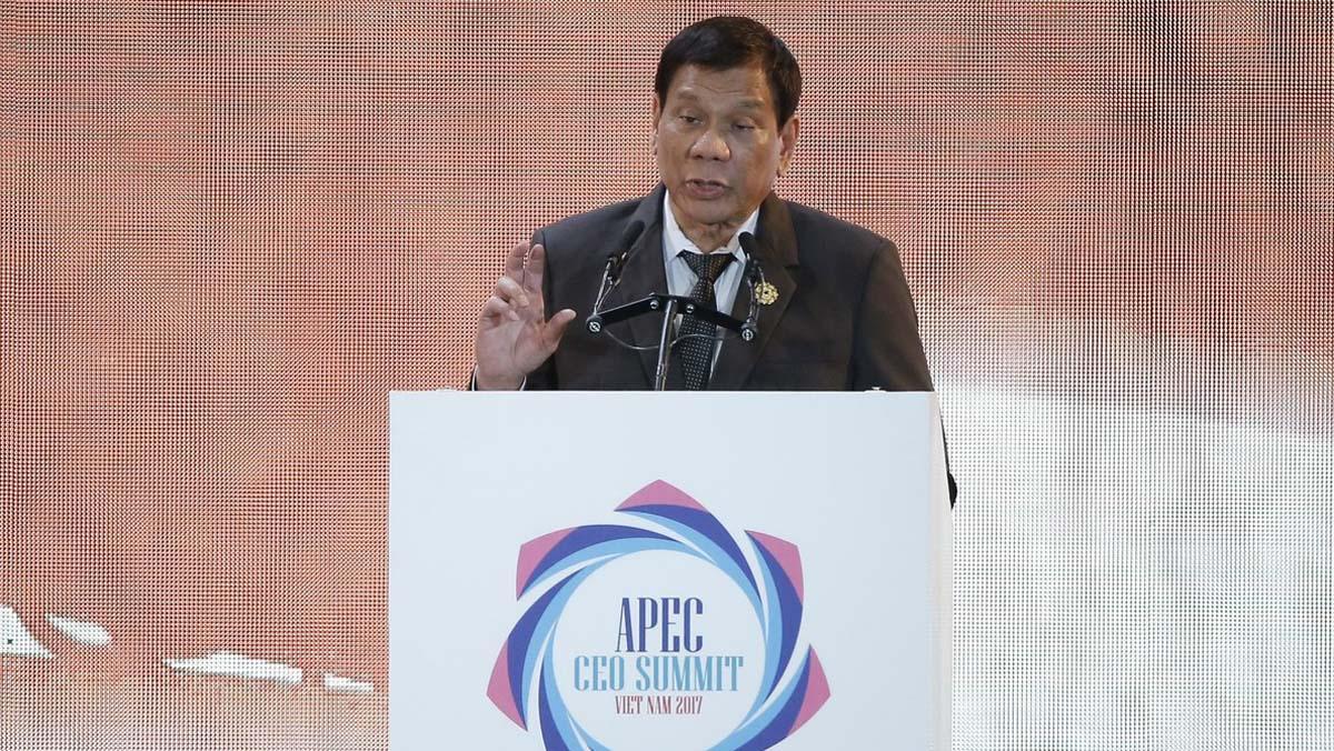 Duterte diu al Vietnam que va matar quan tenia 16 anys.