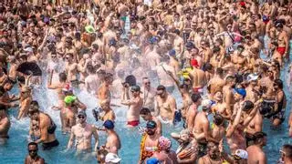 Apoteosis gay del Circuit Festival de Barcelona en su fiesta acuática: 'Nunca había visto nada igual'